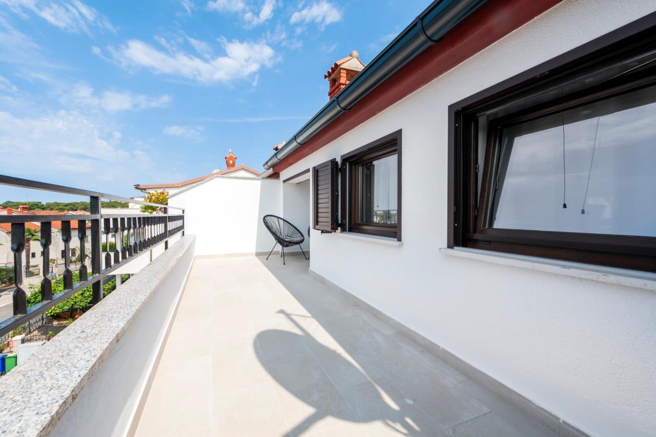 Apartments Sanja-New Renovated โรวีน ภายนอก รูปภาพ