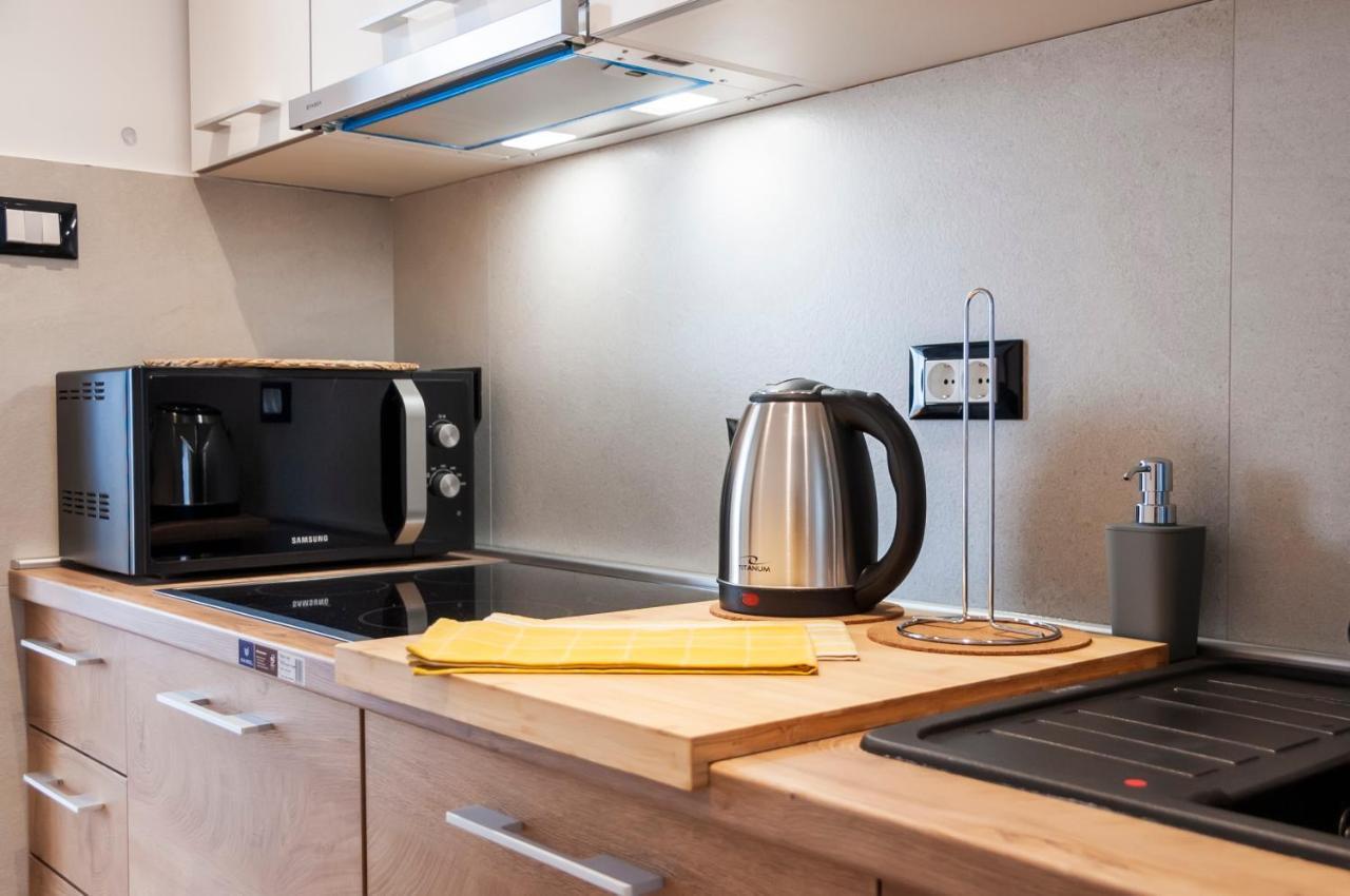 Apartments Sanja-New Renovated โรวีน ภายนอก รูปภาพ